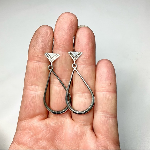 Vintage Sterling Silver Jet Inlay Long Dangle Earrings - Picture 5 of 5